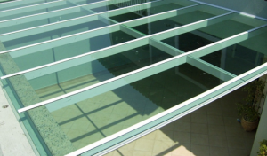 Vantagens e desvantagens da cobertura de vidro